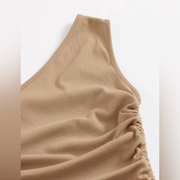 Shein Dress - Picture 3 of 7